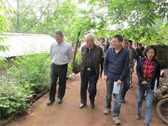 加拿大僑領(lǐng)霍宗杰先生赴云南省考察“僑心居”